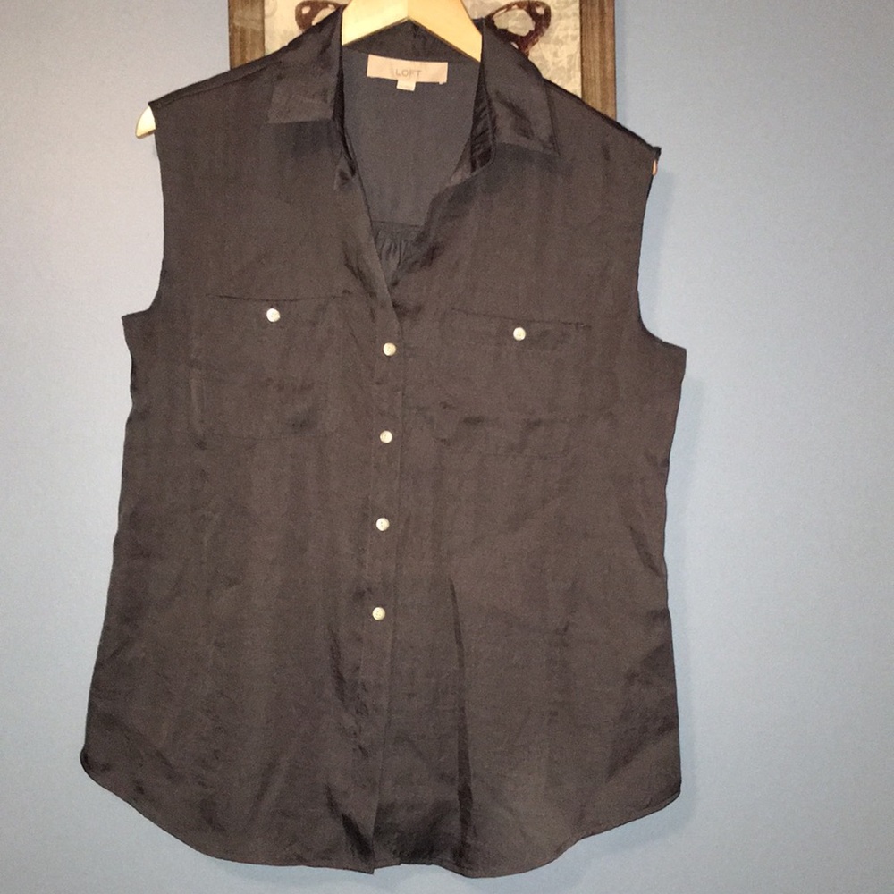 Loft sleeveless shirt